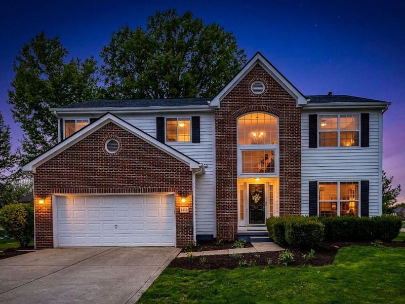 1185 Northwood Circle, New Albany, OH 43054 Photo 2