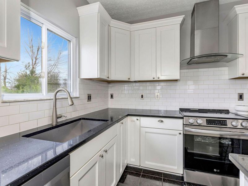 1185 Northwood Circle , New Albany, OH 43054 Photo 9