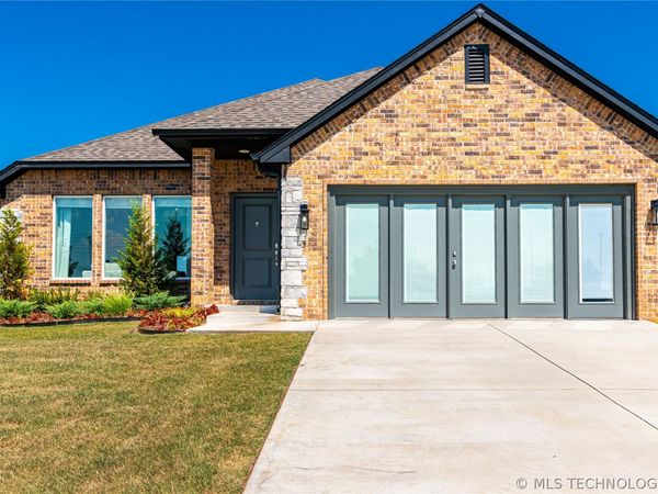 15203 E 40th Place S, Tulsa, OK 74134