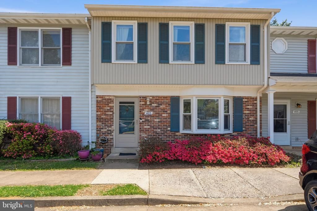 405 Forest Court, Warrenton, VA 20186 Main Photo