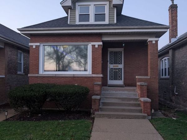 5111 W Potomac Avenue , Chicago, IL 60651
