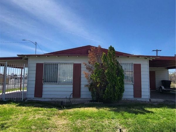 1927 Helen Avenue , North Las Vegas, NV 89032