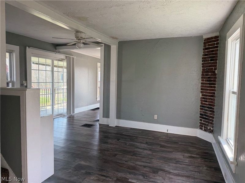 824 Goshen Avenue SE, New Philadelphia, OH 44663 Photo 10