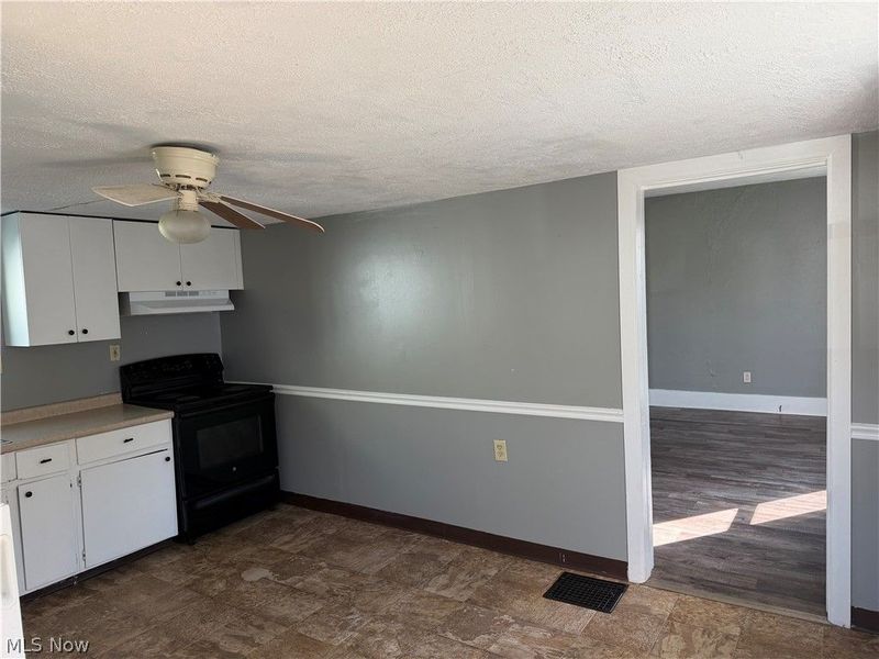 824 Goshen Avenue SE, New Philadelphia, OH 44663 Photo 14