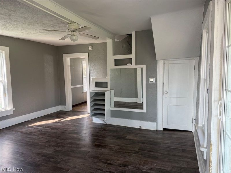 824 Goshen Avenue SE, New Philadelphia, OH 44663 Photo 9