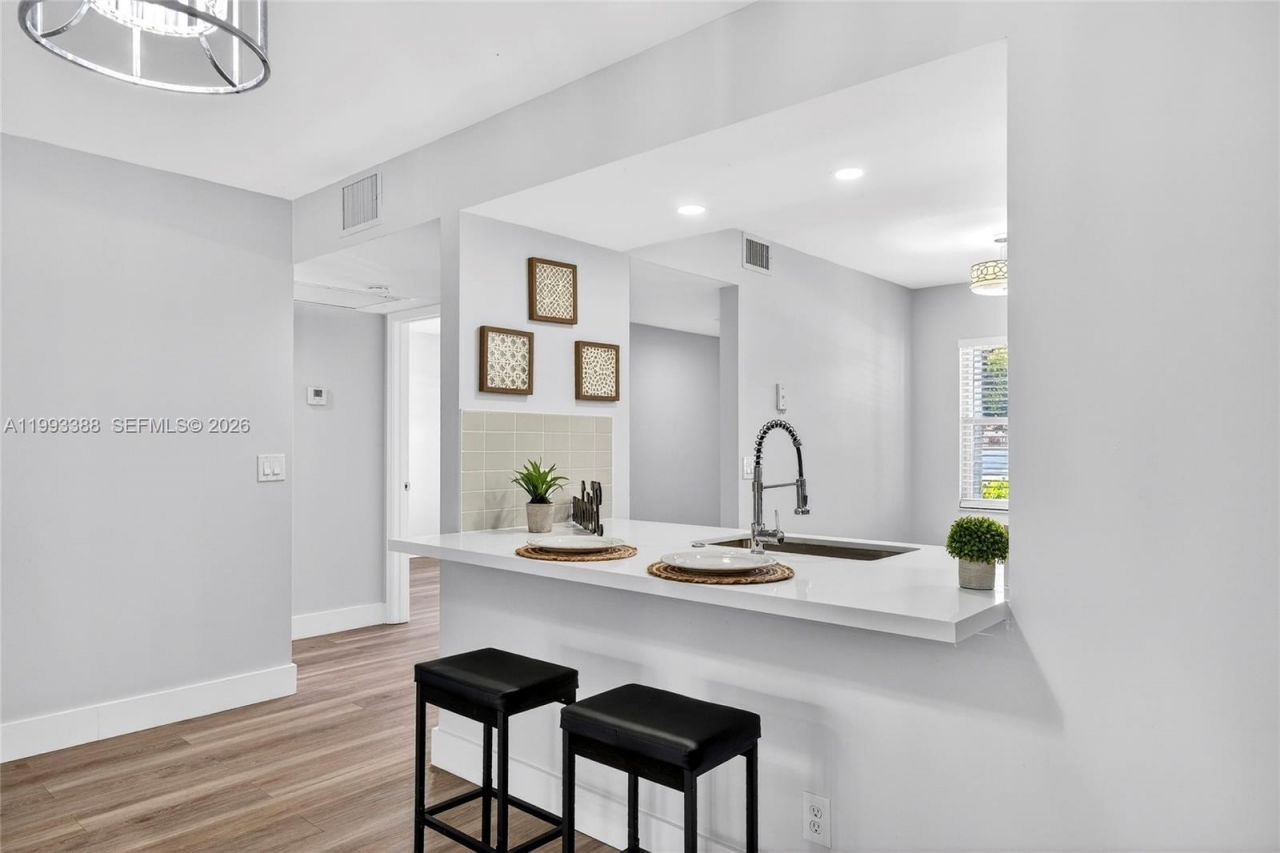 12701 SW 14th St , Unit 108J, Pembroke Pines, FL 33027 Photo