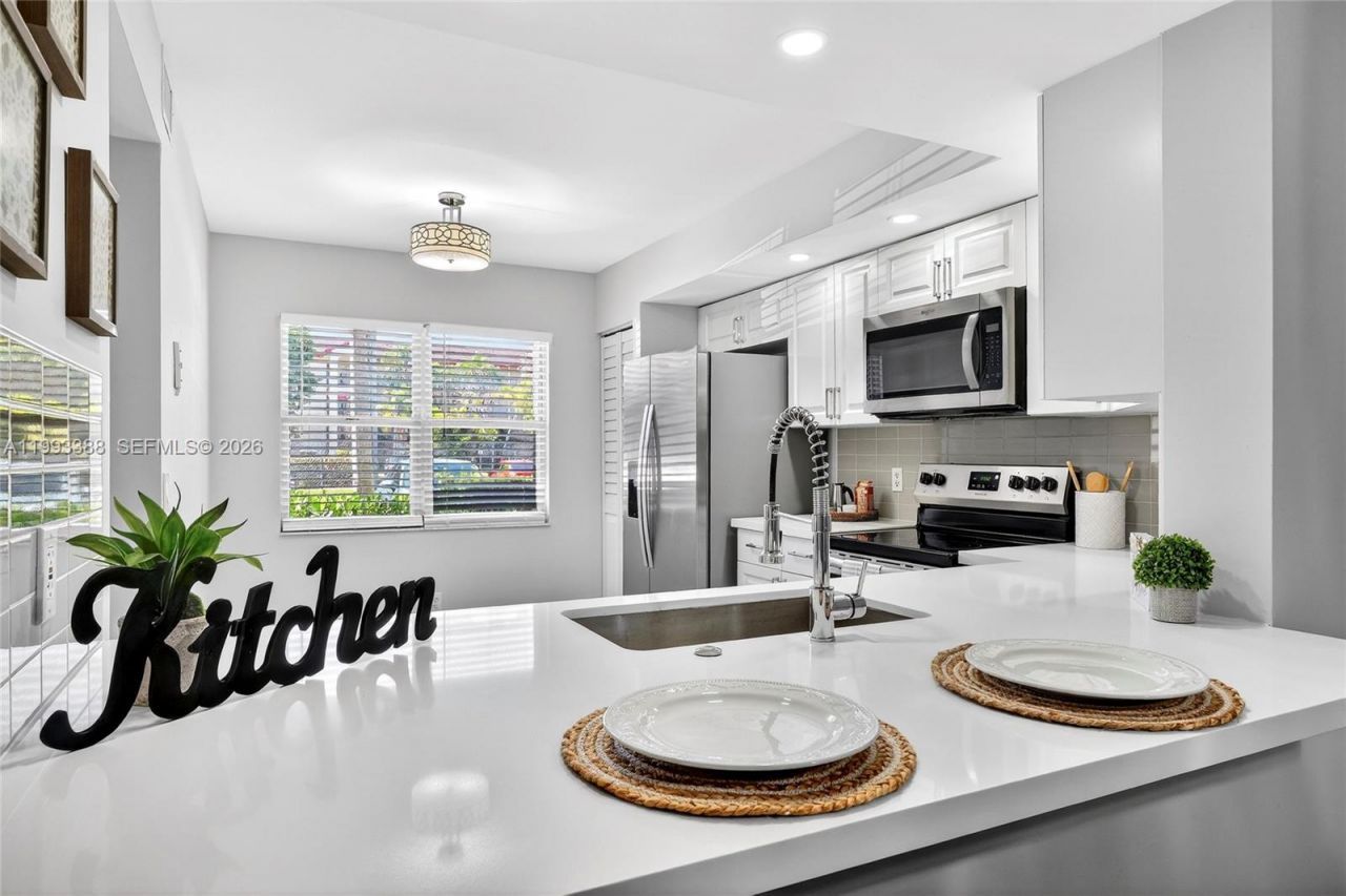 12701 SW 14th St , Unit 108J, Pembroke Pines, FL 33027 Photo