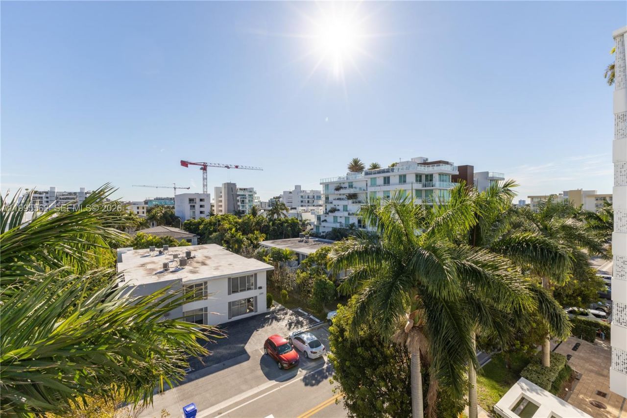 1133 102nd St , Unit 601, Bay Harbor Islands, FL 33154 Photo