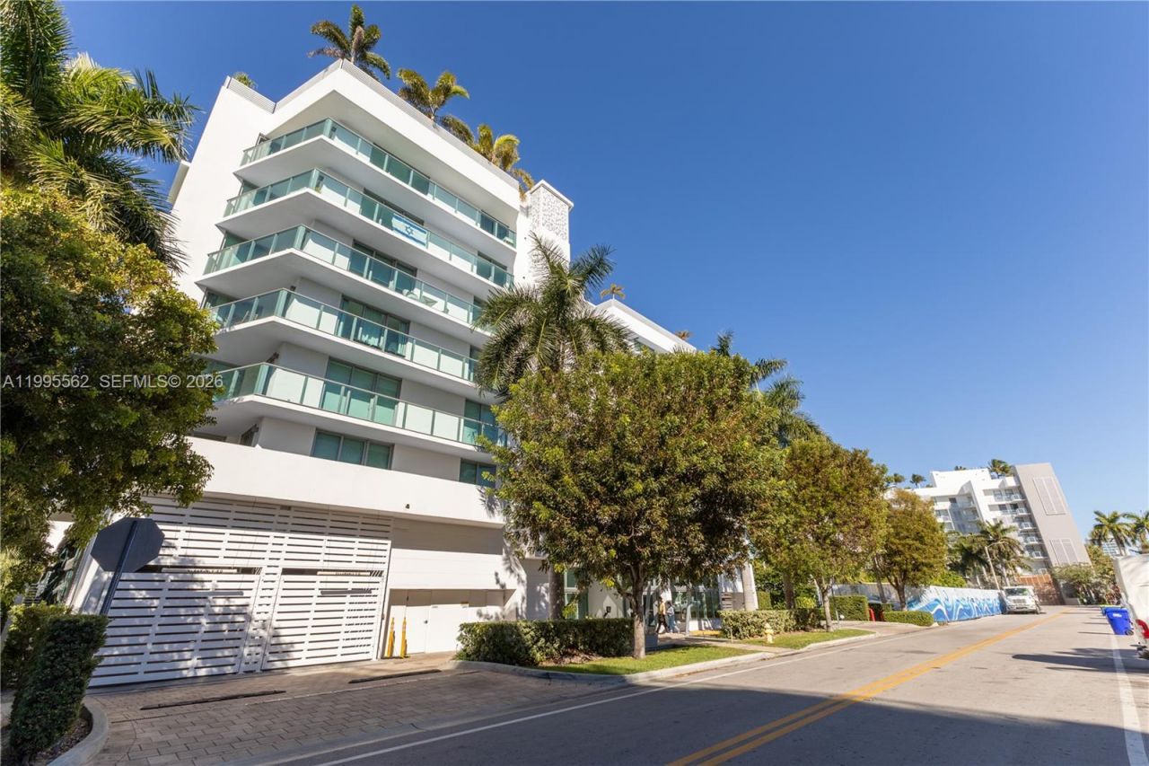 1133 102nd St , Unit 601, Bay Harbor Islands, FL 33154 Photo