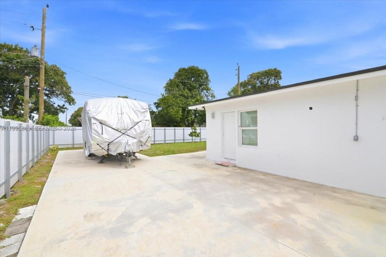 17221 NW 41st Ave , Miami Gardens, FL 33055 Photo