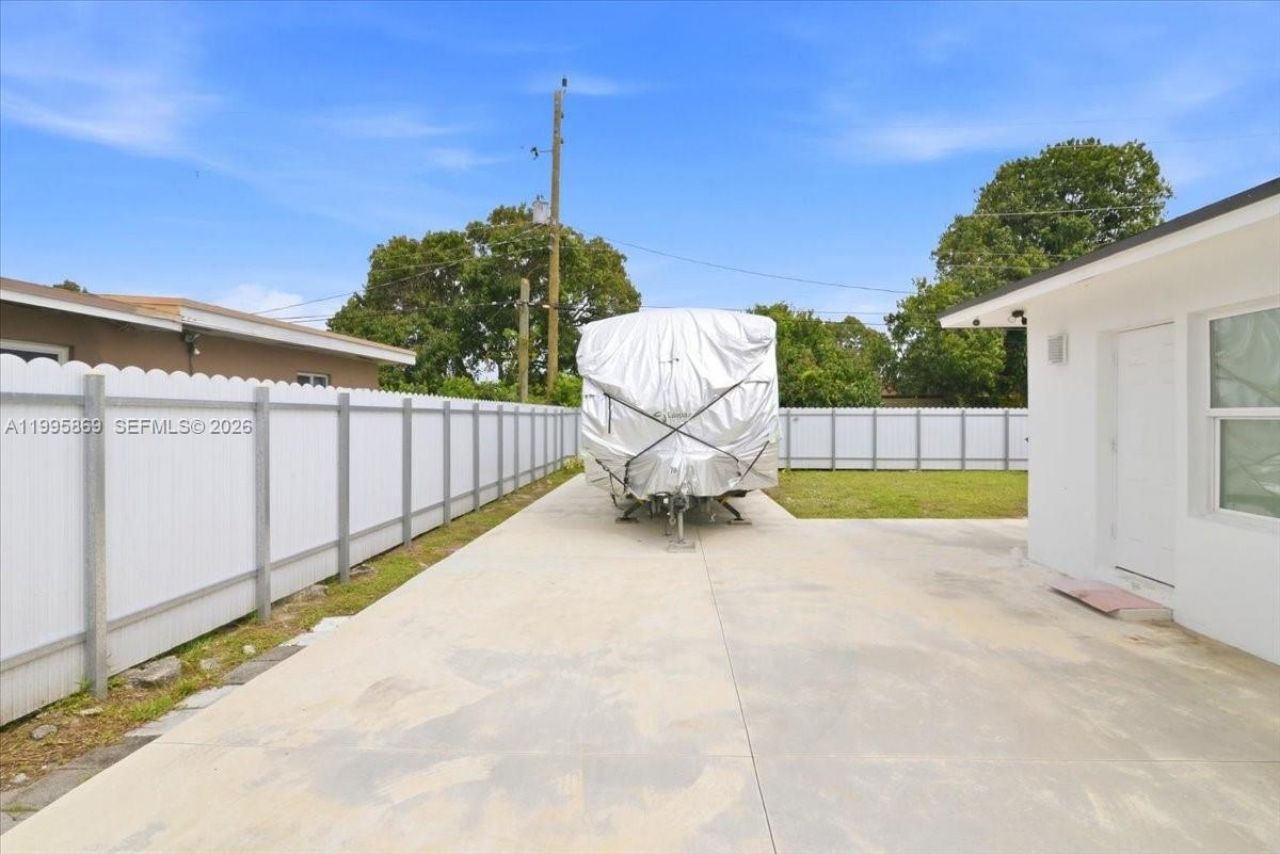 17221 NW 41st Ave , Miami Gardens, FL 33055 Photo