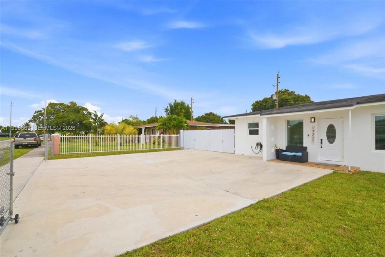 17221 NW 41st Ave , Miami Gardens, FL 33055 Photo
