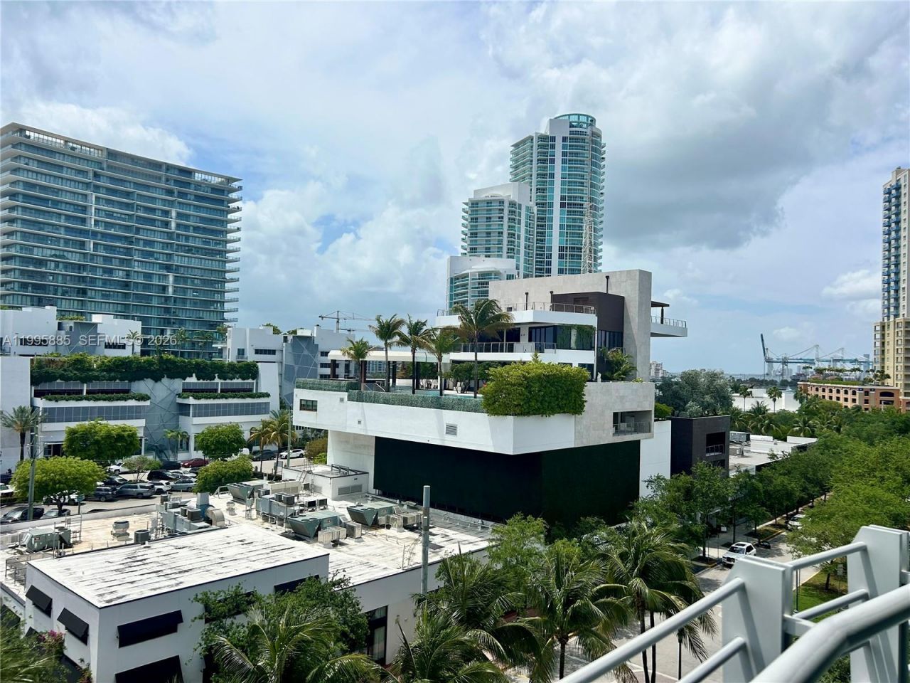 110 Washington Ave, Unit 1710, Miami Beach, FL 33139 Photo