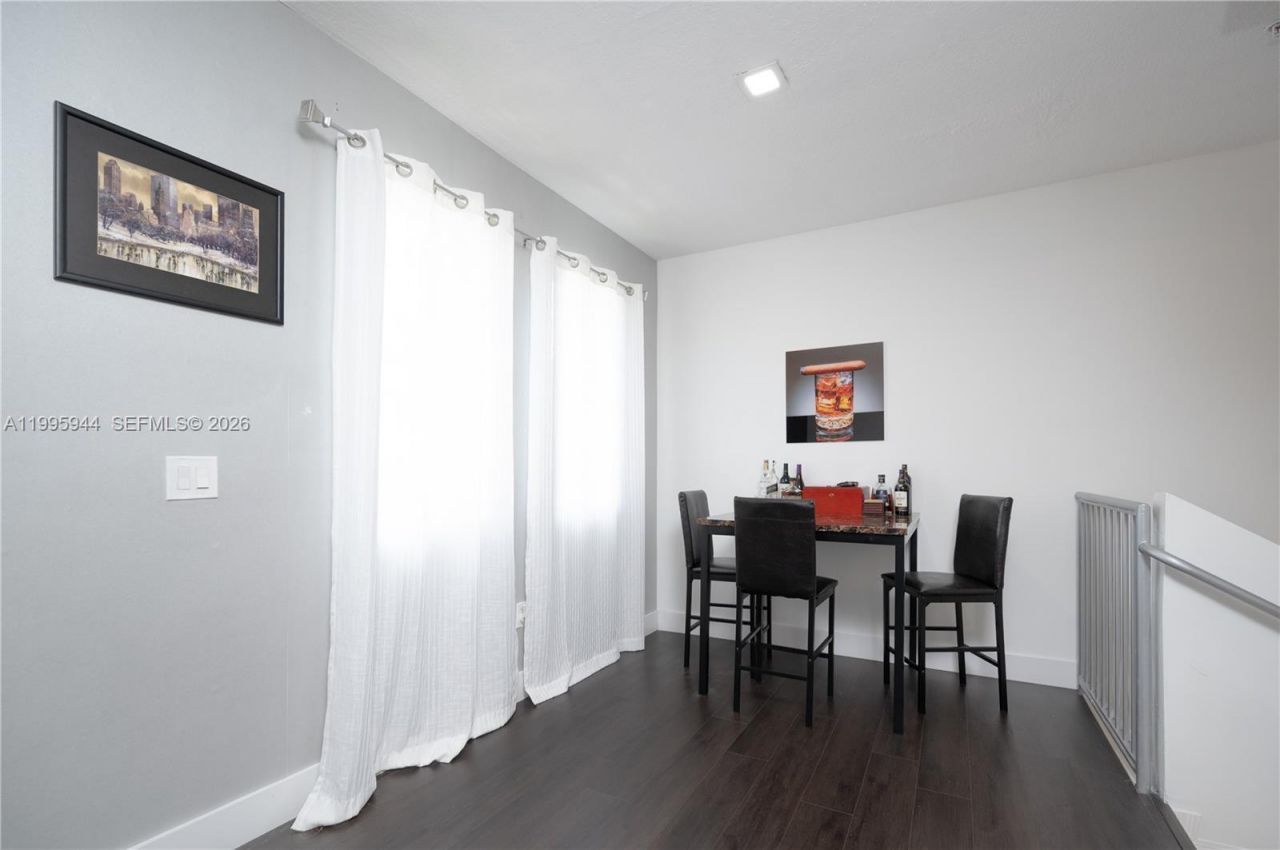 6420 NW 114th Ave, Unit 1332, Doral, FL 33178 Photo