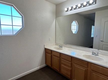 17910 Drift Creek Court, Reno, NV 89508 Photo