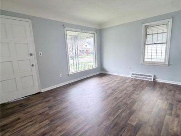 2687 S Deacon Street, Detroit, MI 48217