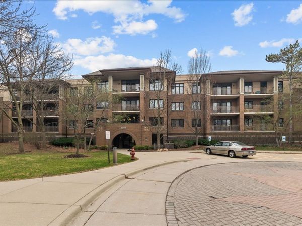 Unit 203, Evanston, IL 60203