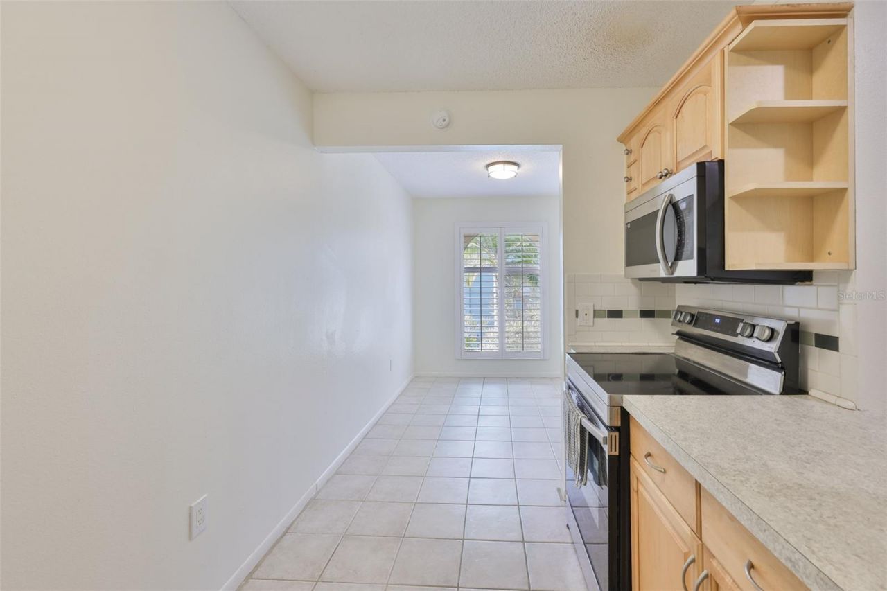 284 115th Avenue N, Unit 3, Saint Petersburg, FL 33716 Photo