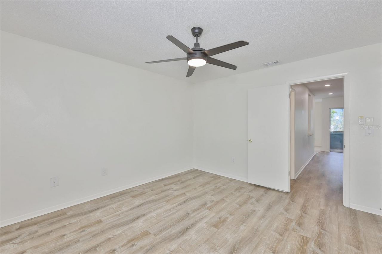284 115th Avenue N, Unit 3, Saint Petersburg, FL 33716 Photo