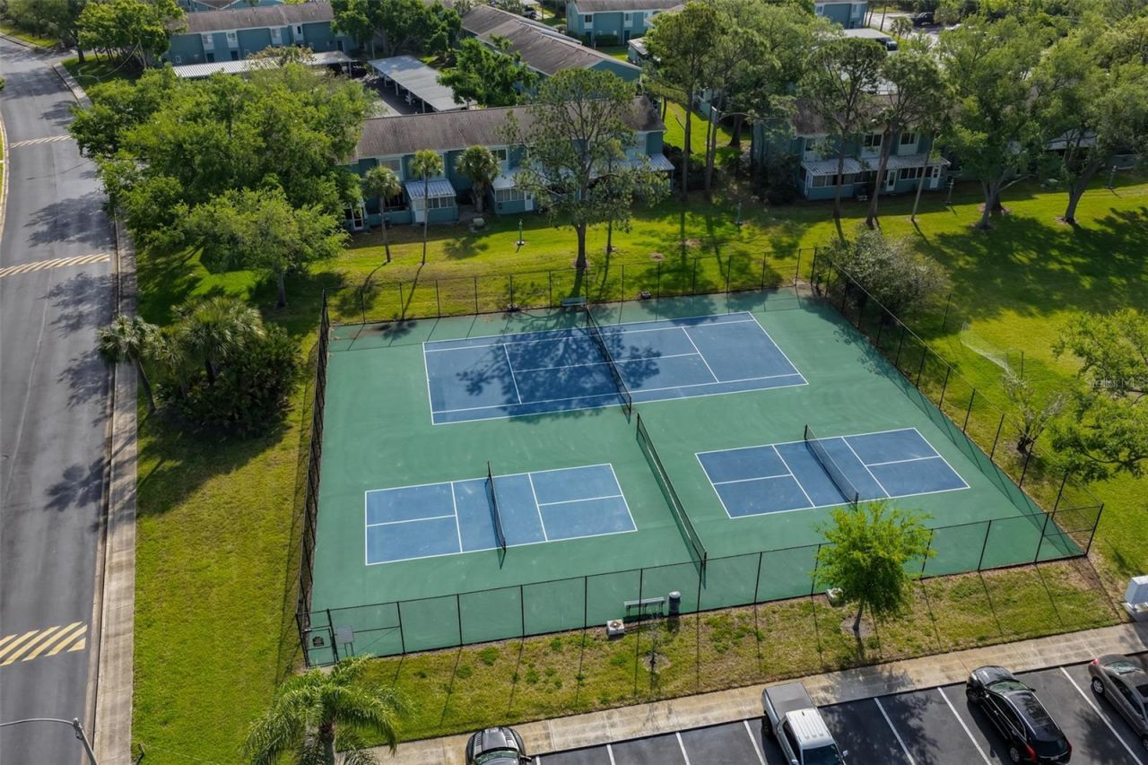 284 115th Avenue N, Unit 3, Saint Petersburg, FL 33716 Photo