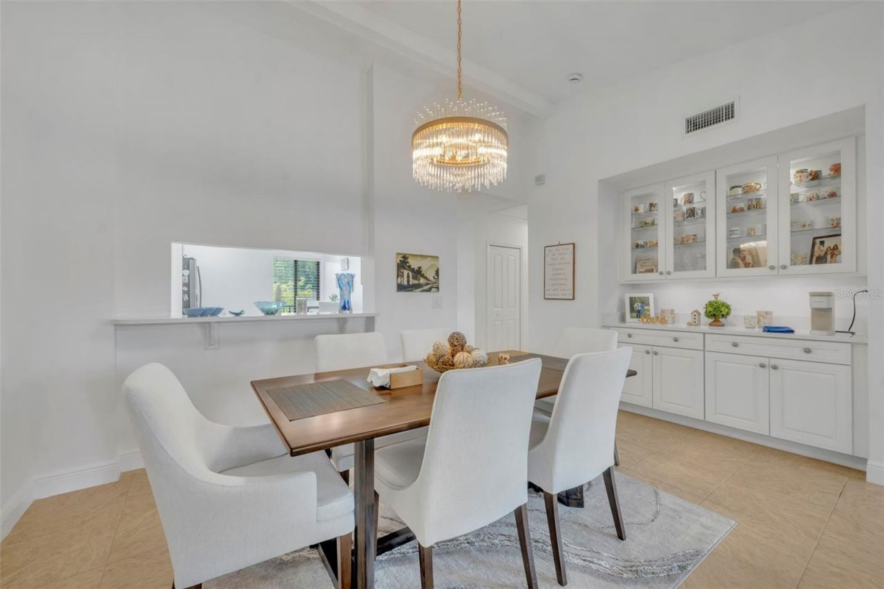 3 Escondido Circle, Unit 3, Altamonte Springs, FL 32701 Photo