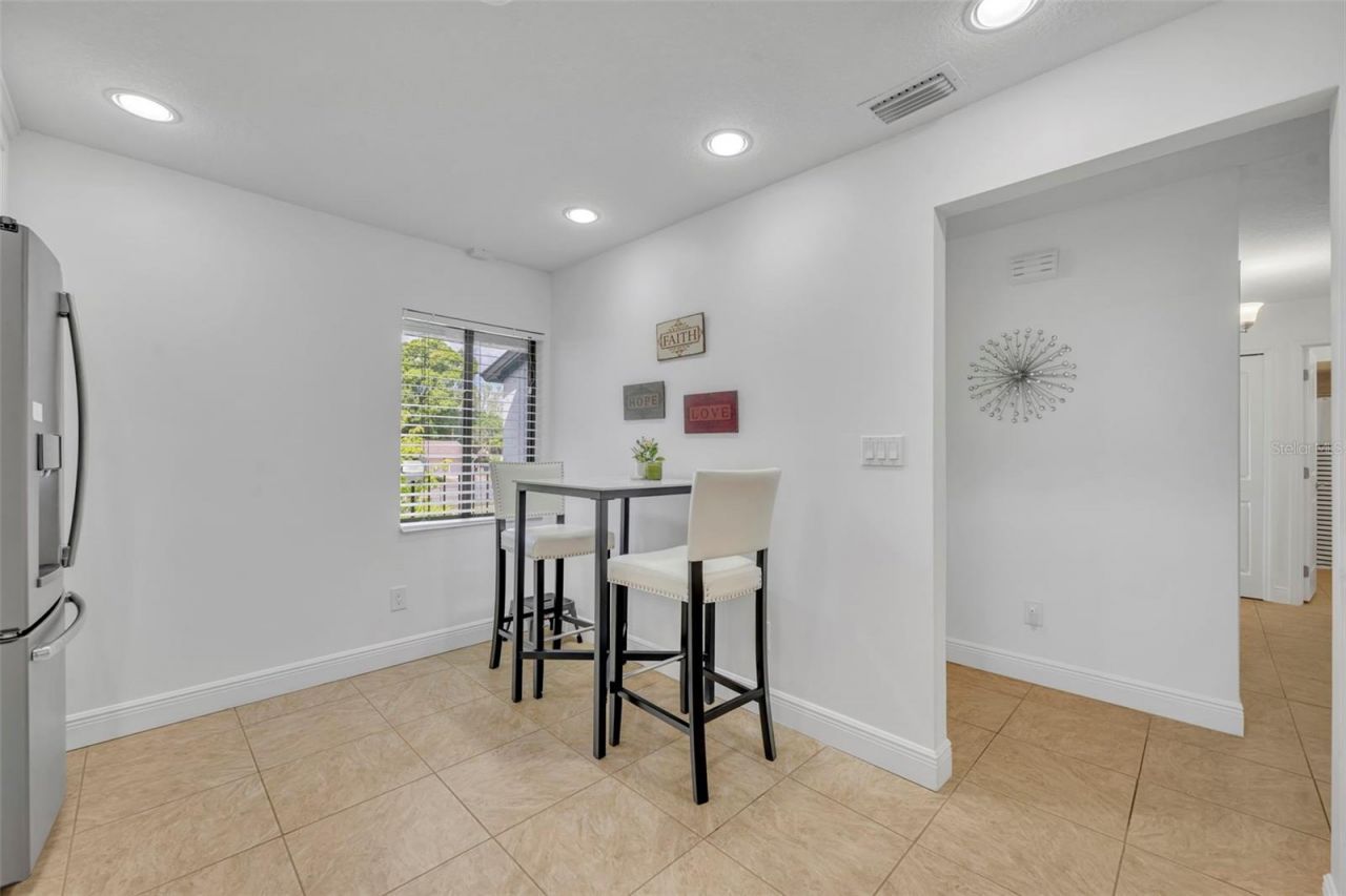 3 Escondido Circle, Unit 3, Altamonte Springs, FL 32701 Photo