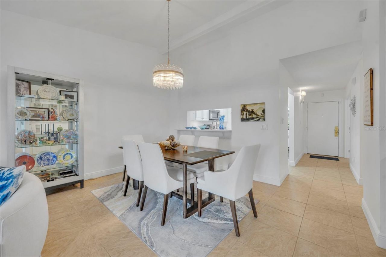 3 Escondido Circle, Unit 3, Altamonte Springs, FL 32701 Photo