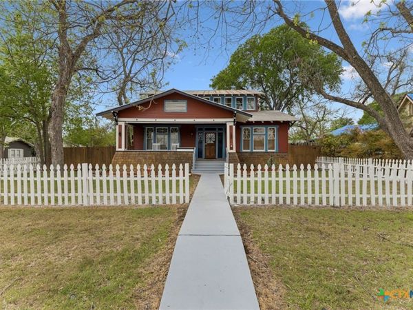 292 S Gilbert Avenue , New Braunfels, TX 78130