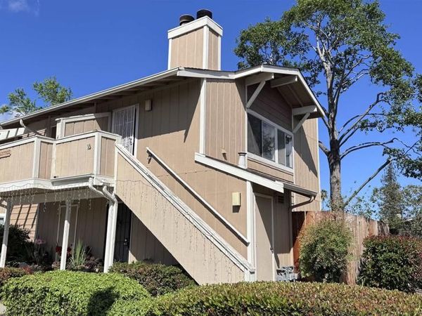 23 Raintree Court, Unit 15, Hayward, CA 94544