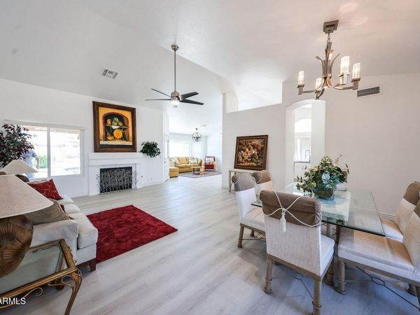 19890 N 85th Drive, Peoria, AZ 85382