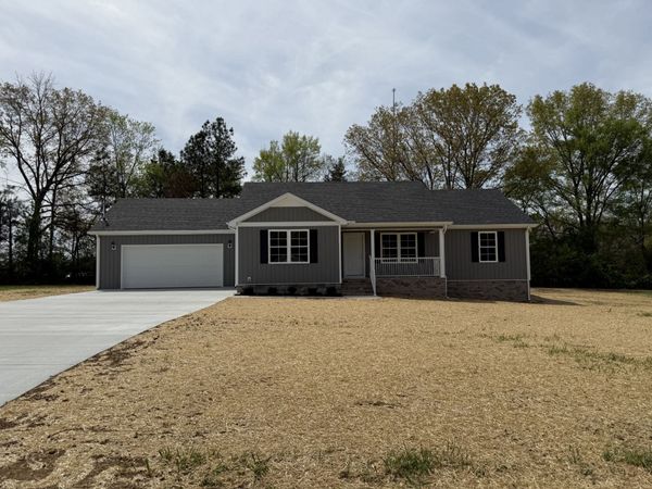 53 Sunset Falls Rd, Manchester, TN 37355