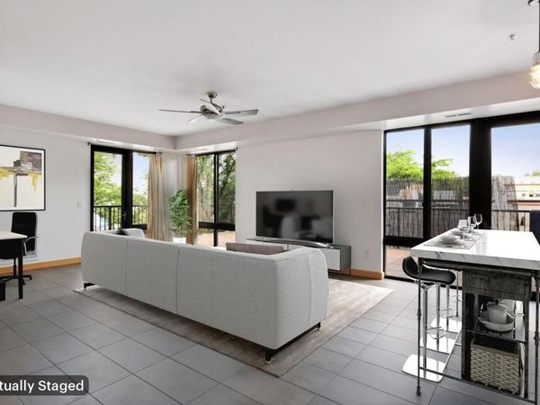 10 E 26th Street, Unit 201, Minneapolis, MN 55404