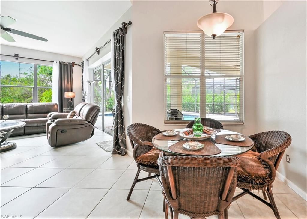 6545 Chestnut Cir, Naples, FL 34109 Photo