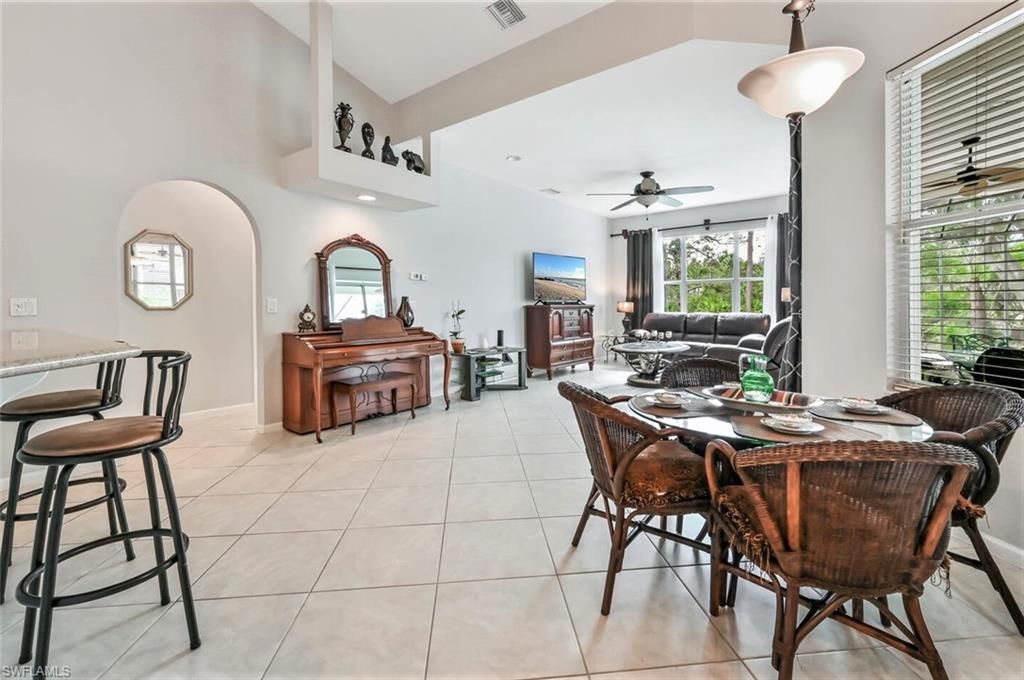 6545 Chestnut Cir, Naples, FL 34109 Photo