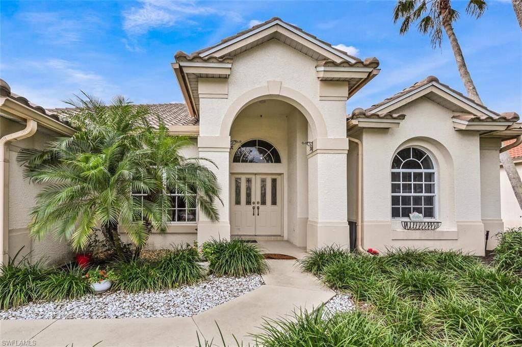 6545 Chestnut Cir, Naples, FL 34109 Photo