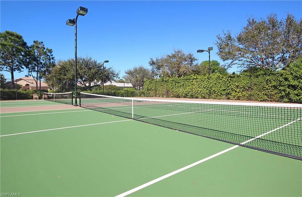 6545 Chestnut Cir, Naples, FL 34109 Photo