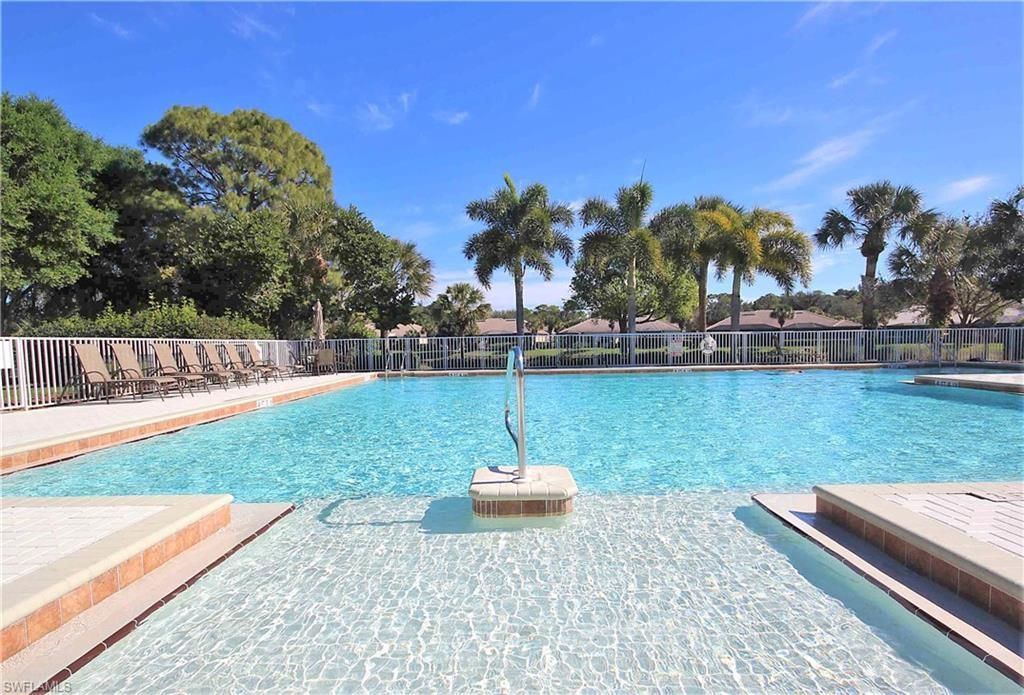 6545 Chestnut Cir, Naples, FL 34109 Photo
