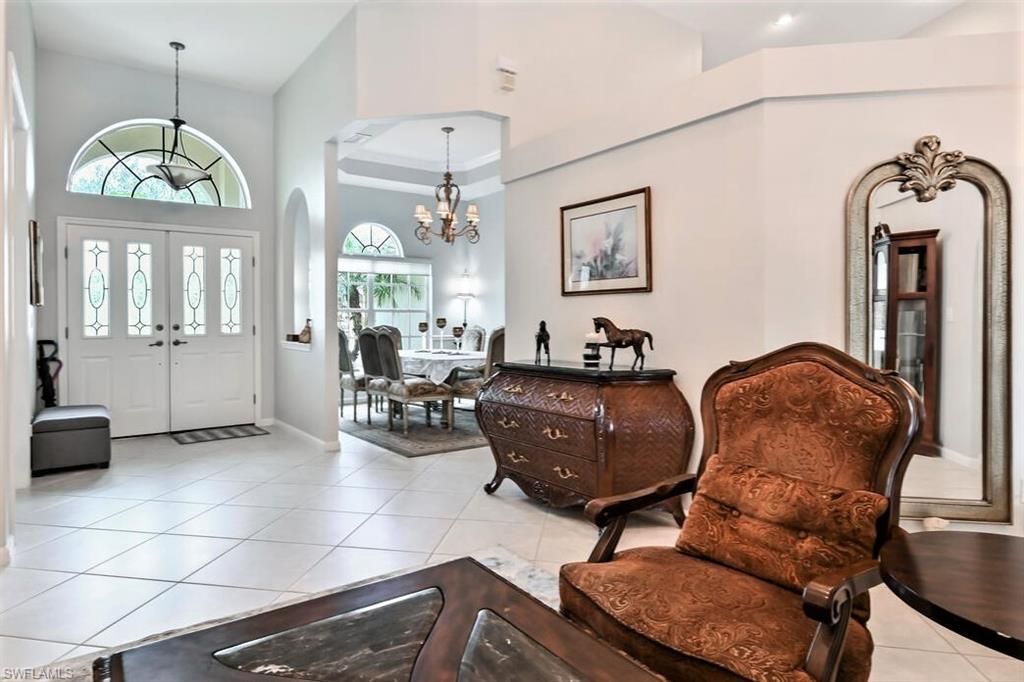 6545 Chestnut Cir, Naples, FL 34109 Photo