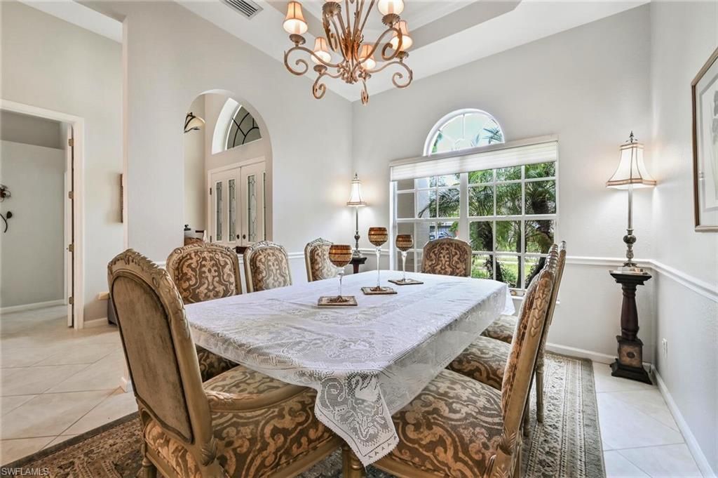 6545 Chestnut Cir, Naples, FL 34109 Photo