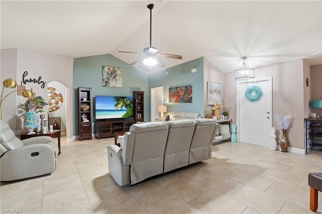906 Venice Ave N, Lehigh Acres, FL 33971 Photo