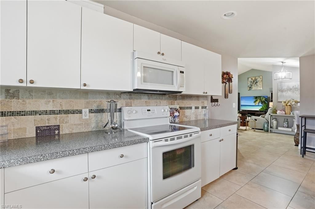 906 Venice Ave N, Lehigh Acres, FL 33971 Photo