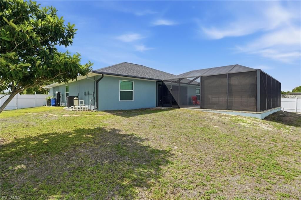 906 Venice Ave N, Lehigh Acres, FL 33971 Photo