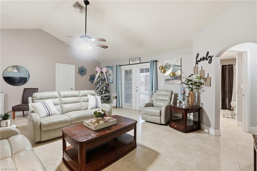 906 Venice Ave N, Lehigh Acres, FL 33971 Photo