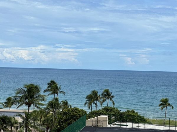 5100 N Ocean Boulevard, Unit 818, Lauderdale-By-The-Sea, FL 33308