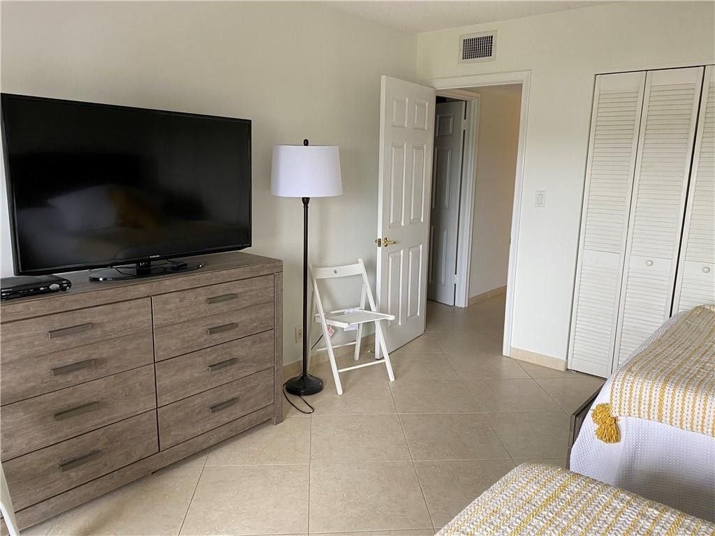 5100 N Ocean Boulevard, Unit 818, Lauderdale by the Sea, FL 33308 Photo