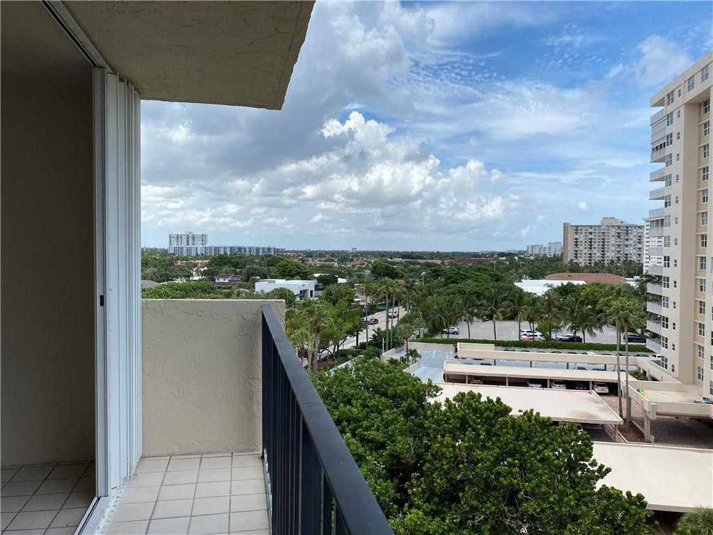 5100 N Ocean Boulevard, Unit 818, Lauderdale by the Sea, FL 33308 Photo