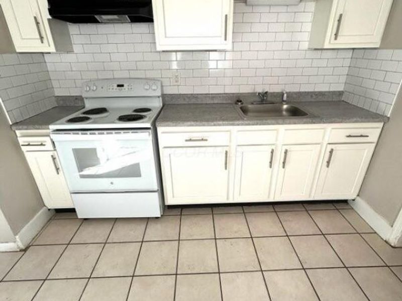 1051-1053 Republic Avenue, Columbus, OH 43211 Photo 2