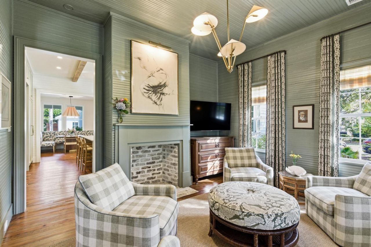 2320 Middle Street Photo 14