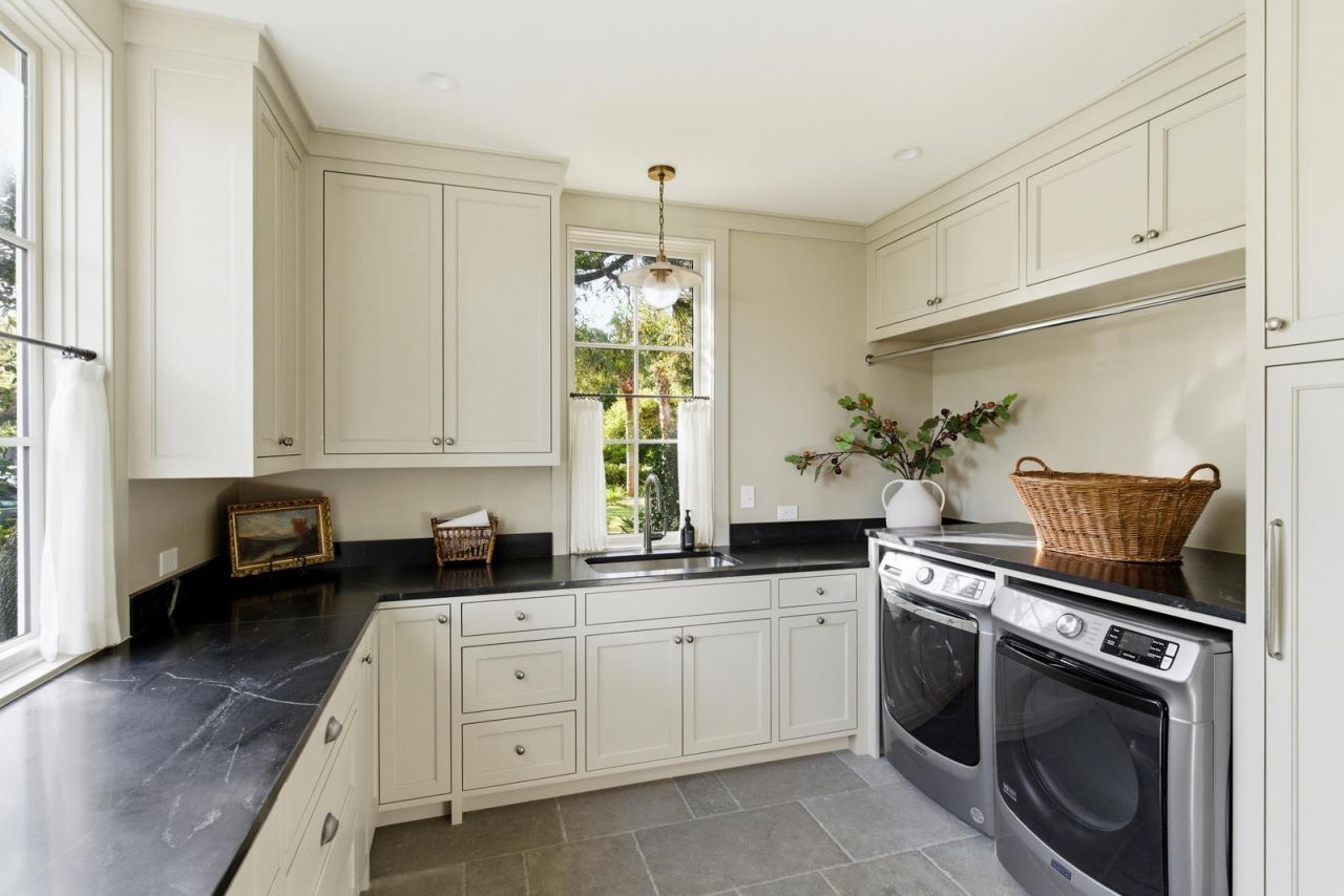 2320 Middle Street Photo 20