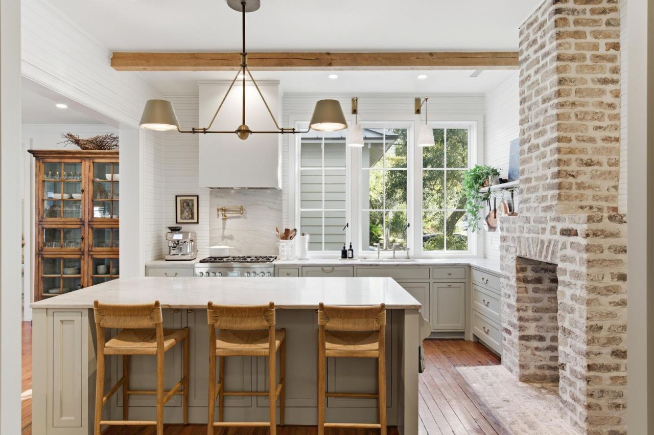 2320 Middle Street Photo 35